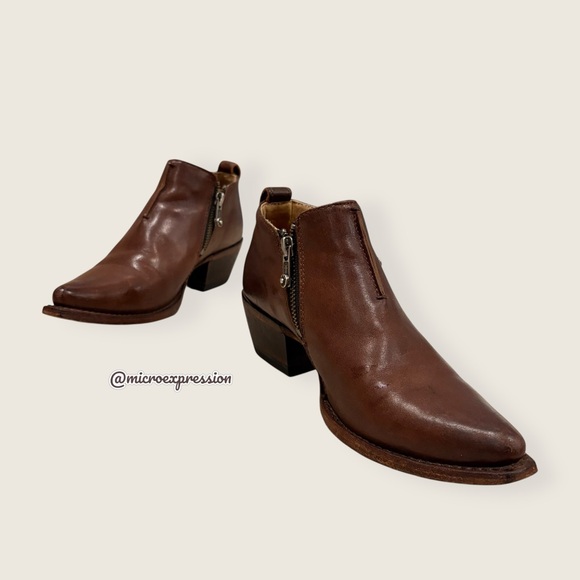 Frye Sacha Moto Shortie Cognac Leather Western Cowboy Pointy Toe Boho Ankle Boot - Picture 13 of 13